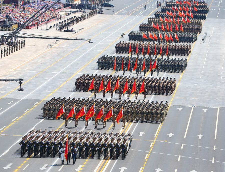 （治國理政新實踐）在中國特色強軍之路上闊步前行——黨的十八大以來習近平主席和中央軍委推進強軍興軍紀實