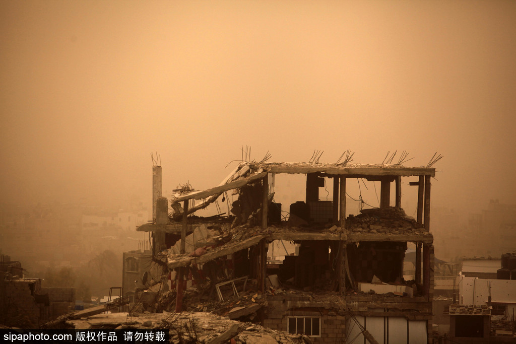 一場風(fēng)沙侵襲北京 盤點各地沙塵遮天蔽日景象