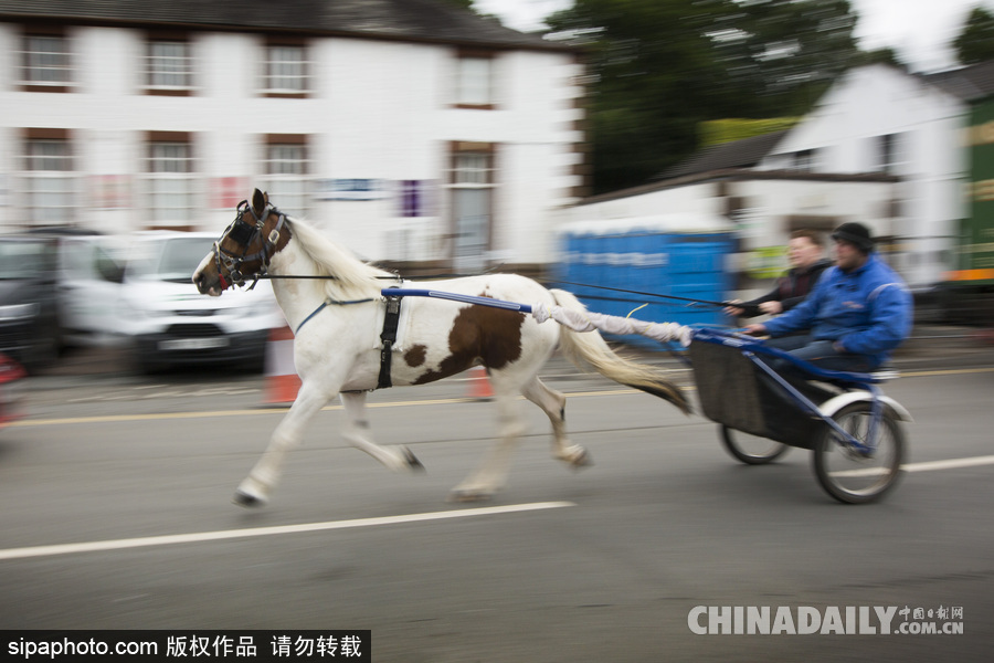 英國(guó)坎布里亞：阿普比馬市拉開(kāi)帷幕