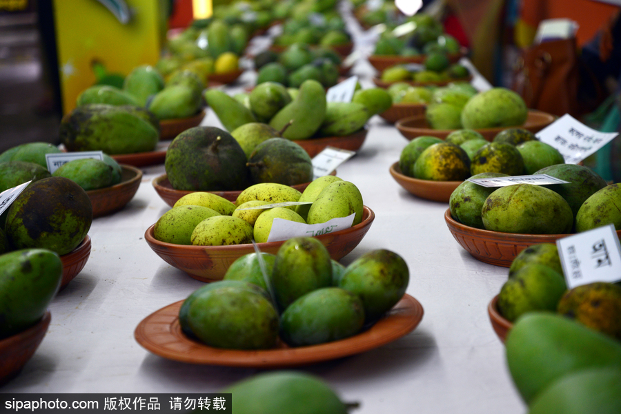 眼花繚亂饞到流口水 孟加拉國舉行國家水果展