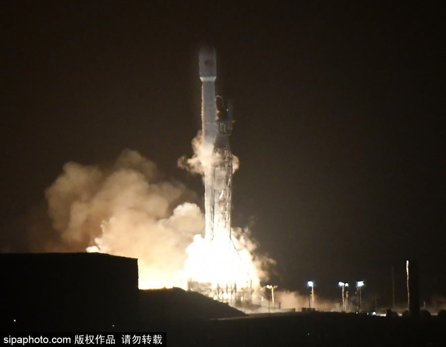 SpaceX獵鷹9號火箭發(fā)射10顆銥衛(wèi)星 成功海上回收