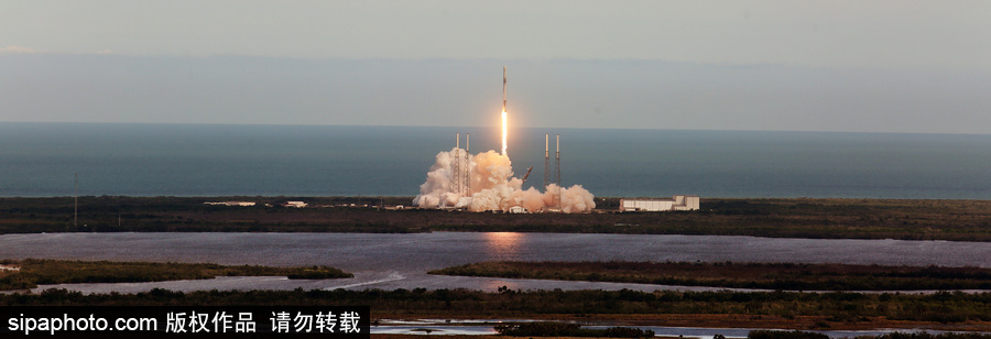 SpaceX發(fā)射“龍”飛船 為國際空間站運送補給